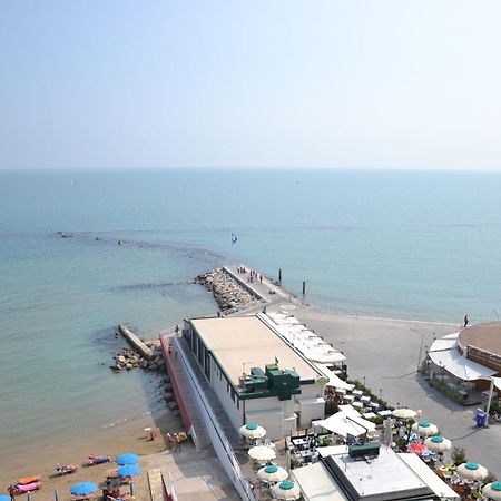 Perticari Hotel Pesaro Bagian luar foto